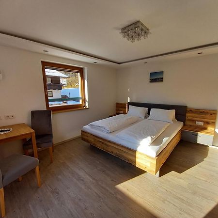 Hotel Haus Scharler, Talstation Neukirchen am Großvenediger Zewnętrze zdjęcie